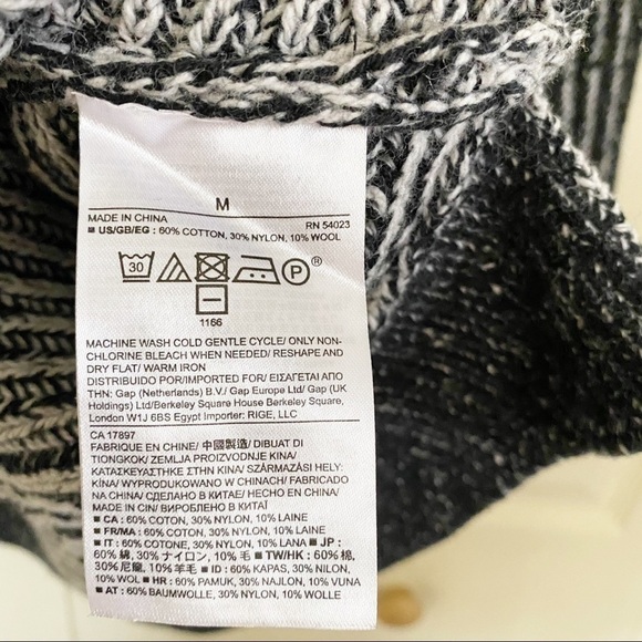 Banana Republic Chunky Ribbed Black White Sweater - Picture 6 of 6